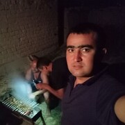  ,  Asror, 35