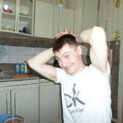   )))