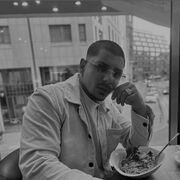  ,  Arsen, 28