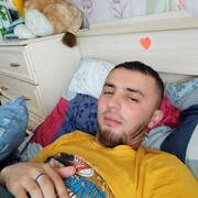  ,   Maga, 32 ,   ,   