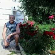  ,   Nikolae, 64 ,   