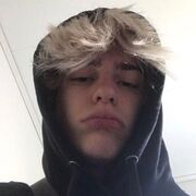  ,  Danil, 18