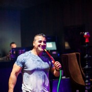  ,   Dani, 39 ,   ,   