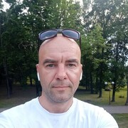  ,  Alex, 39