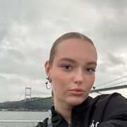 , 