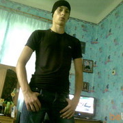  ,  Dolf, 32