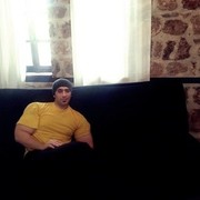  ,   Alex, 40 ,   