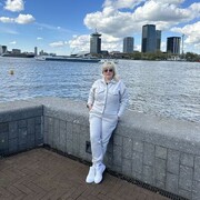  Wessem,  Kateryna, 37