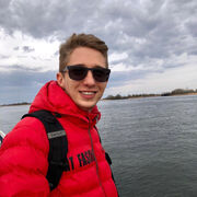  New York City,  Oleg, 25