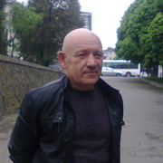  ,   Viktor, 62 ,  