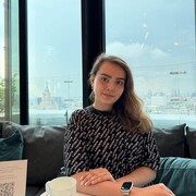  ,   Alina, 22 ,   c , 