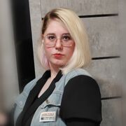  ,  ZARINA, 24