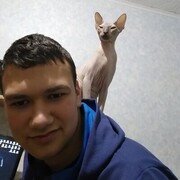  ,  Andrei, 22