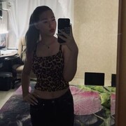  , 