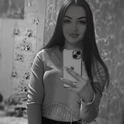  ,  Katya, 24