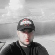 ,  Rustam, 28