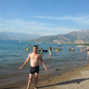  ,   Rauf, 46 ,   ,   , c 