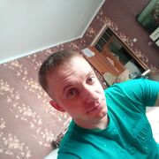  ,  Viktor, 38
