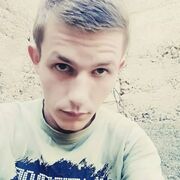  ,   Denis, 27 ,   c 