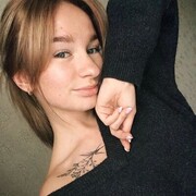  ,  Vika, 28