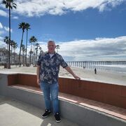  ,  Alfredas, 47