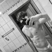  ,   Artem, 31 ,   ,   