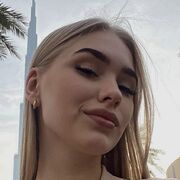  , 