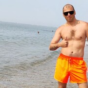  ,   Sergei, 42 ,   ,   , c 