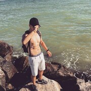  ,  Denys, 27