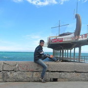  ,   Jack, 32 ,   