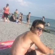  ,   Hayk, 32 ,   