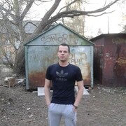  ,   Denis, 32 ,   ,   , c 