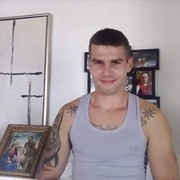  ,   Andrej, 39 ,   ,   , c 