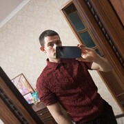  --,   Dominik, 33 ,   ,   