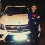  ,  Benchek, 30