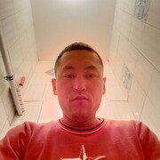  ,  , 32