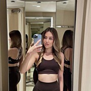  , 
