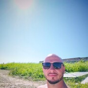  ,  Igor, 37