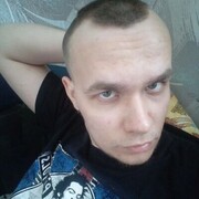  ,  Vlad, 32