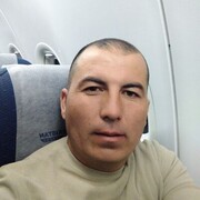  ,  Farhodjon, 35