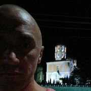  ,  Vadim, 40