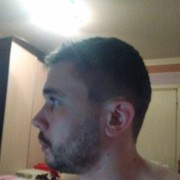  ,   Viktor, 36 ,   