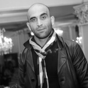  ,   Ali, 44 ,     , c 
