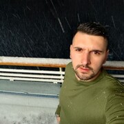  ,  Valera, 28