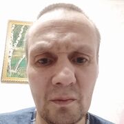  ,  Maksim, 43