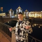  ,   Zhenyay, 38 ,   c 