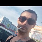 ,  Nik, 38