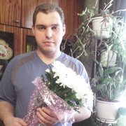  ,  Dima, 33