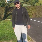  -,  Temuri, 42