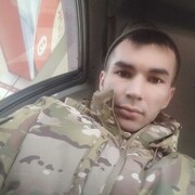  ,  Anton, 28